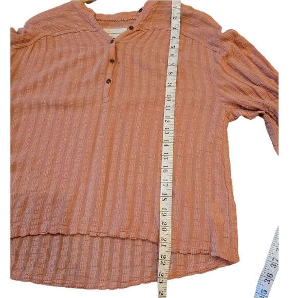 Anthropologie
Coral Gauzy Semi Sheer Ballon Longsleeve Top XS - Picture 7 of 11